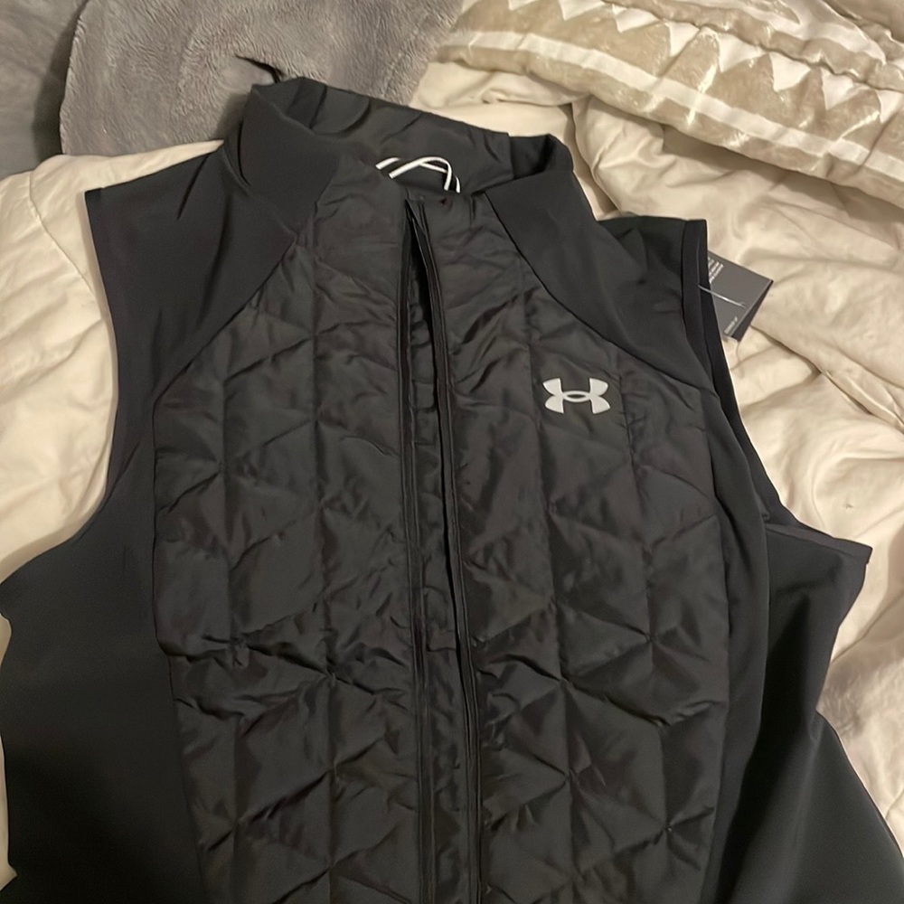 Under armour reactor run vest